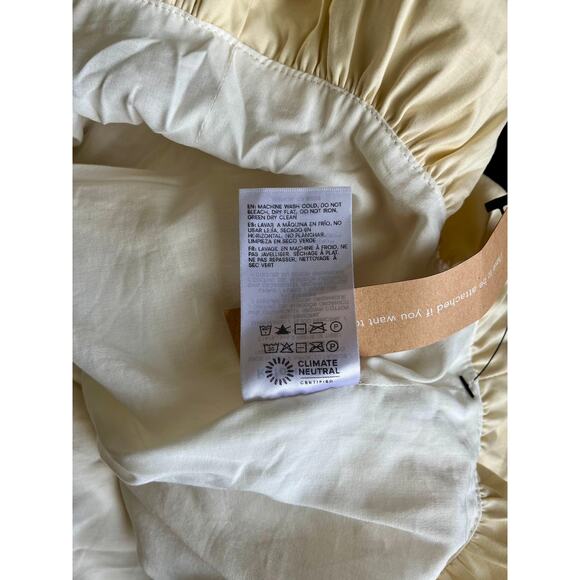 NEW NWT Reformation Clea Bubble Mini Dress Black and Sugar Size 10 - Picture 7 of 7